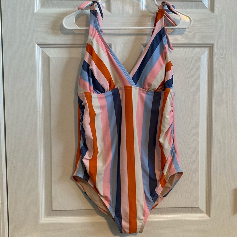 Maternity bathing suit